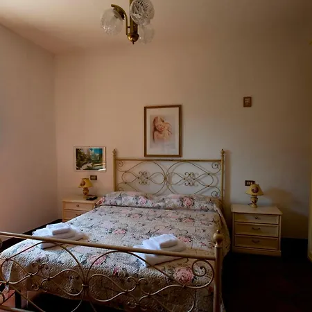 Casa Il Ceppo Pensión 3*